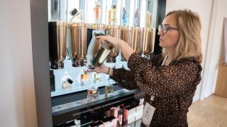 La belleza que se recarga: la tendencia que podría cambiar para siempre la forma de utilizar cremas y perfumes