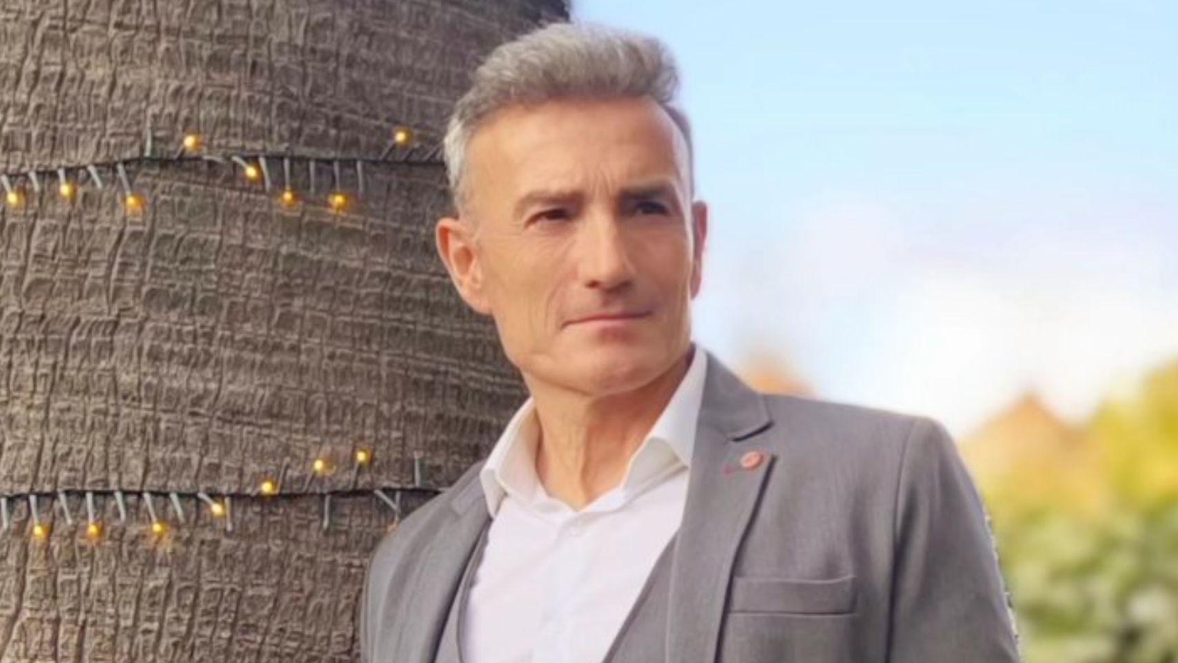 Felipe Isidro, catedrático de ejercicio