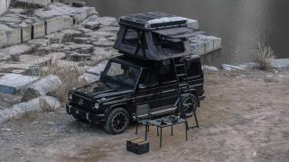 El invento para convertir tu coche en caravana: una tienda con despliegue automático y techo transparente