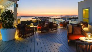 The Sky by Five Flowers, el rooftop más vibrante de Formentera: sushi, cócteles de autor y atardeceres infinitos