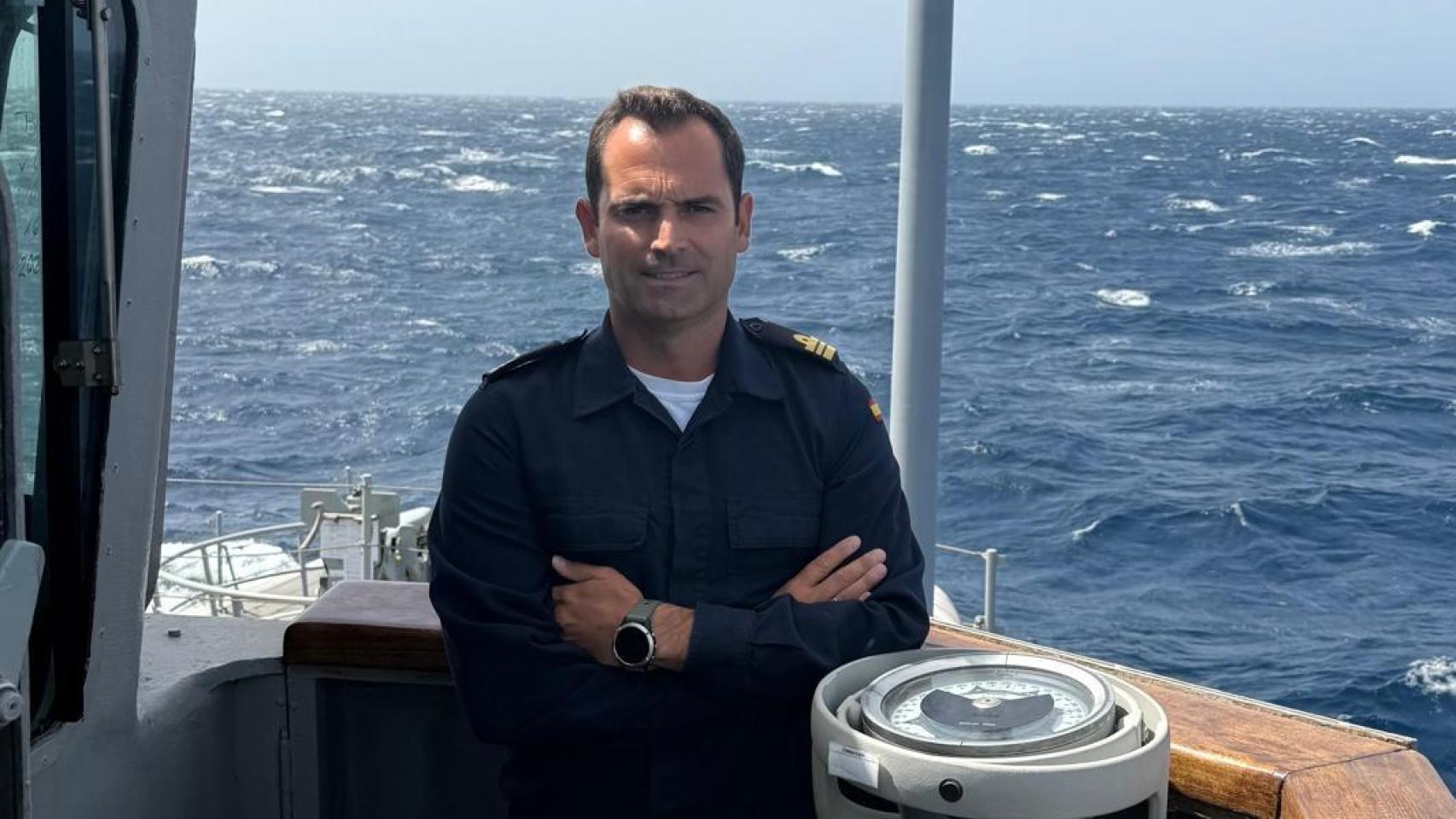 El comandante del cazaminas 'Sella', capitán de corbeta Íñigo Cordero de la Puente