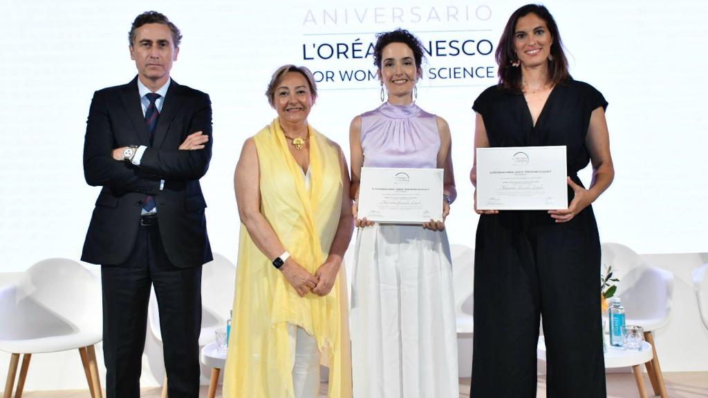Alejandra González, premiada por L'Oréal y UNESCO por el enfoque innovador de su investigación.