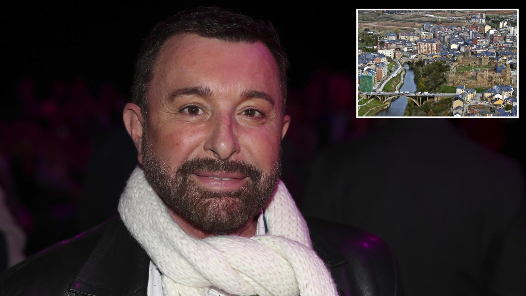 José Manuel Parada junto a una imagen de Ponferrada