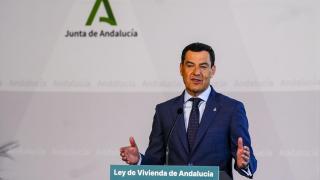 Andalucía apuesta por construir más viviendas ante el “fracaso” de la intervención del mercado de Pedro Sánchez