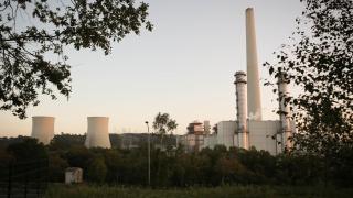 El Parlamento gallego insta a demandar al Gobierno central políticas industriales para As Pontes y Meirama