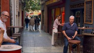 Los empresarios cuestionan la nueva ley antitabaco: “¿No puedo fumar en una terraza pero sí a diez pasos?”