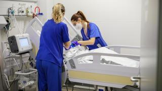 Sanidad modificará la Ley de Salud para sancionar con multas de hasta 60.000€ las agresiones al personal sanitario