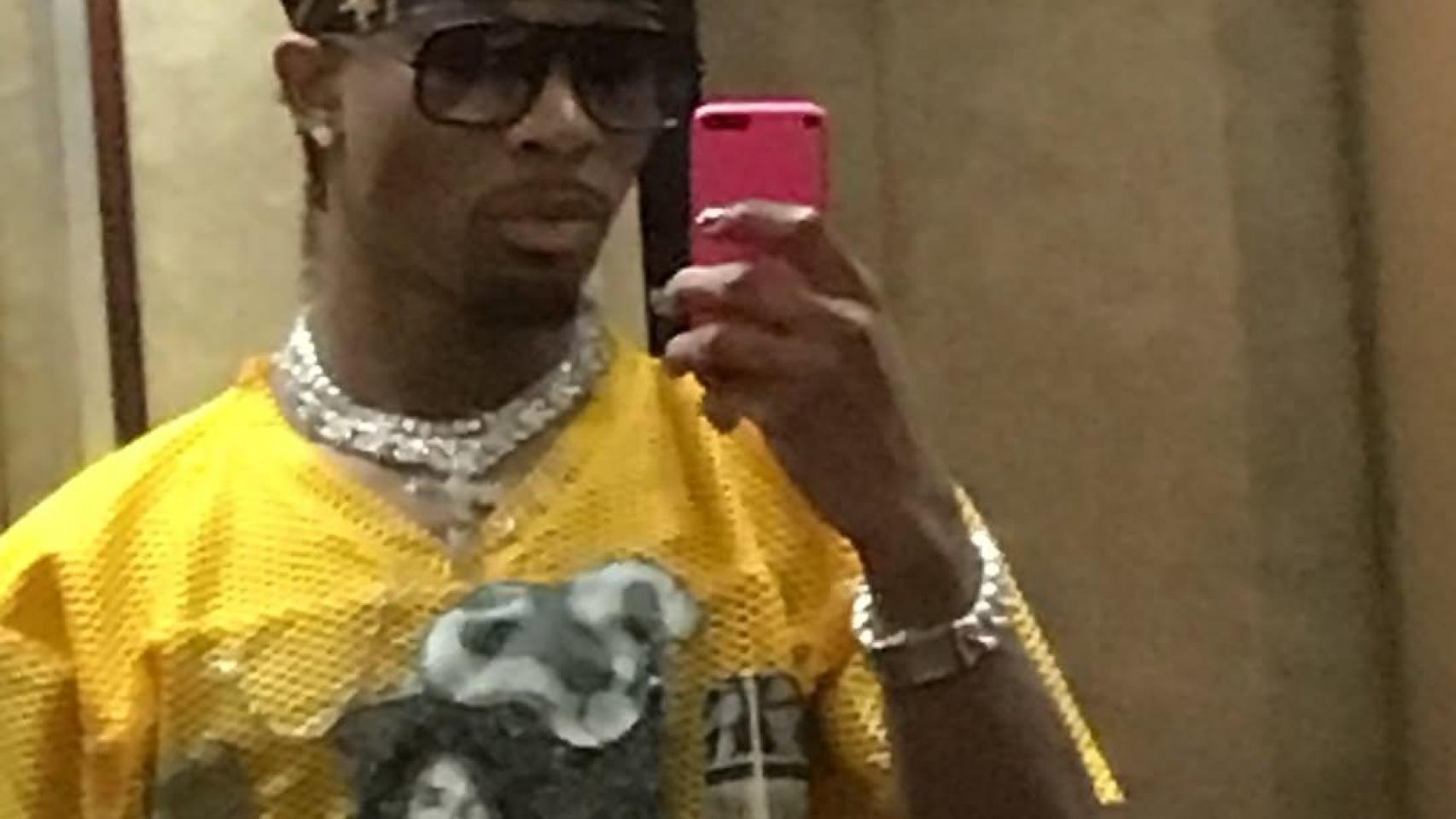 El cadáver fue hallado en el auto del cantante D4vd