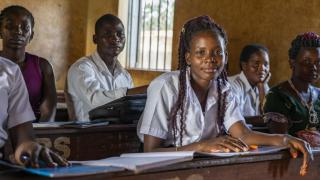 ¿Por qué 272 millones de menores no van a la escuela? Secuelas pospandemia, falta de financiación y desigualdades