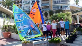 La hazaña de Darío, de Benidorm a Ibiza en tabla de windsurf para recaudar fondos para el cáncer de mama