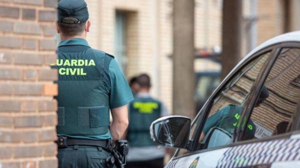 Una foto de archivo de un agente de la Guardia Civil.