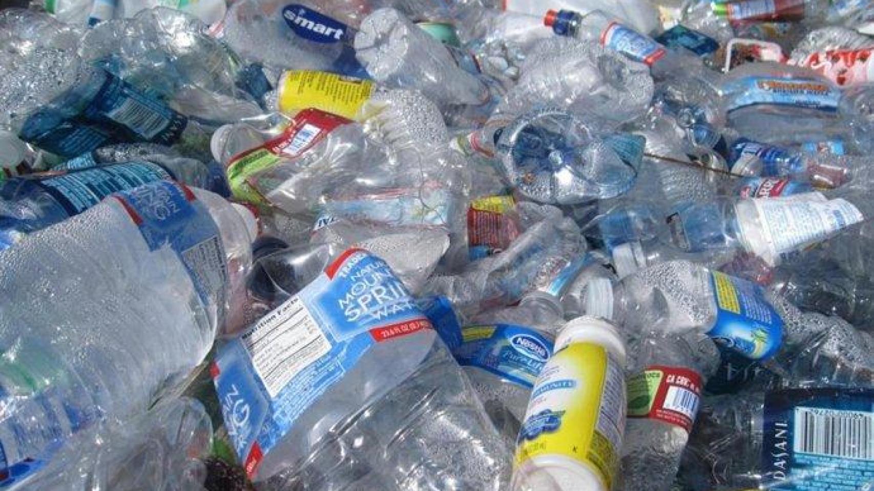 Imagen de archivo de residuos plásticos.