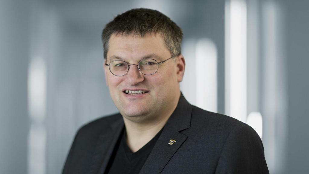 Michael M. Resch, director del primer centro nacional de alta computación de Alemania, el HLRS (Höchstleistungsrechenzentrum Stuttgart) desde 2003.