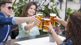 Qué es el 'afterwork' saludable: las alternativas a las cañas después del trabajo que sí te recargan de energía