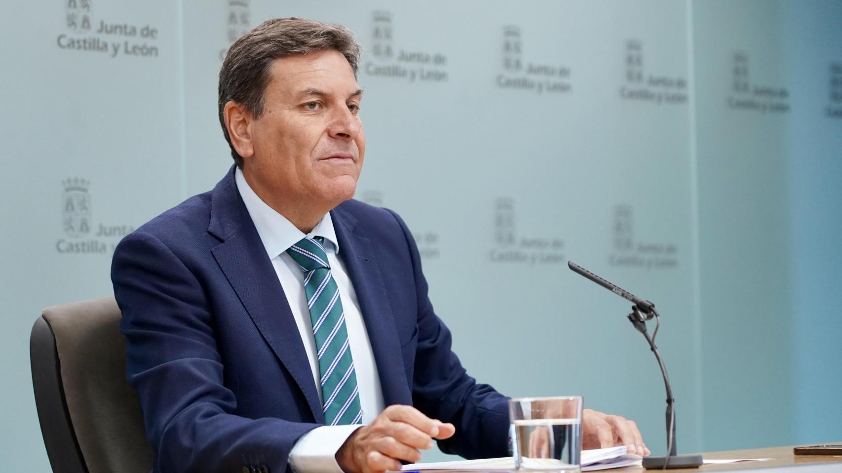 El consejero de Economía y Hacienda y portavoz de la Junta, Carlos Fernández Carriedo, comparece para informar de los asuntos aprobados en el Consejo de Gobierno.