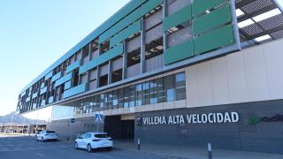 Villena reclama al Gobierno avances "urgentes" en la conexión entre la estación de AVE y la A-31