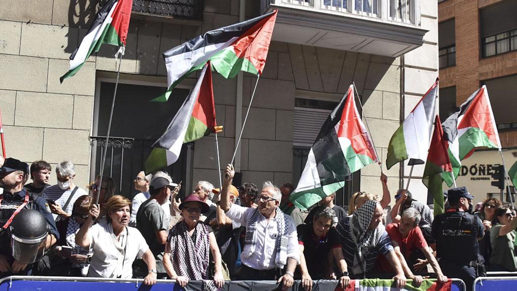 Manifestaciones propalestinas en la etapa de La Vuelta de Valladolid