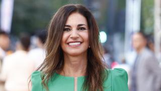 Mariló Montero tiene la falda 'midi' drapeada más elegante de la temporada