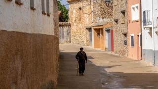 El envejecimiento amenaza la supervivencia de la sanidad rural: el 41% de los médicos son mayores de 50 y no hay MIR