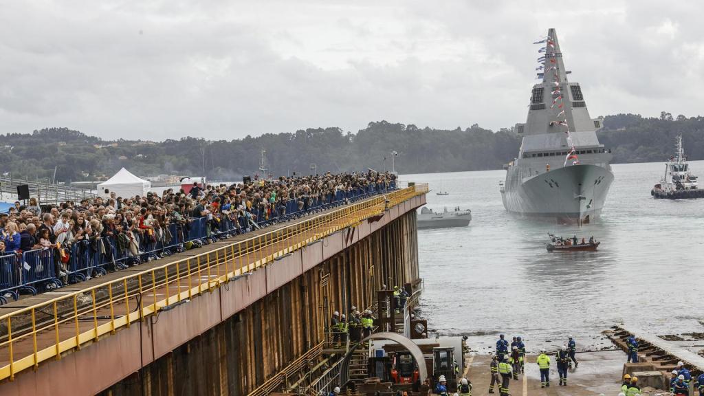 Botadura de la fragata F-111 Bonifaz