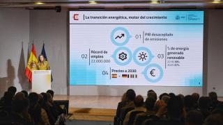 El Gobierno amplía el límite de inversiones para las redes eléctricas un 62% con más de 11.000 millones de euros