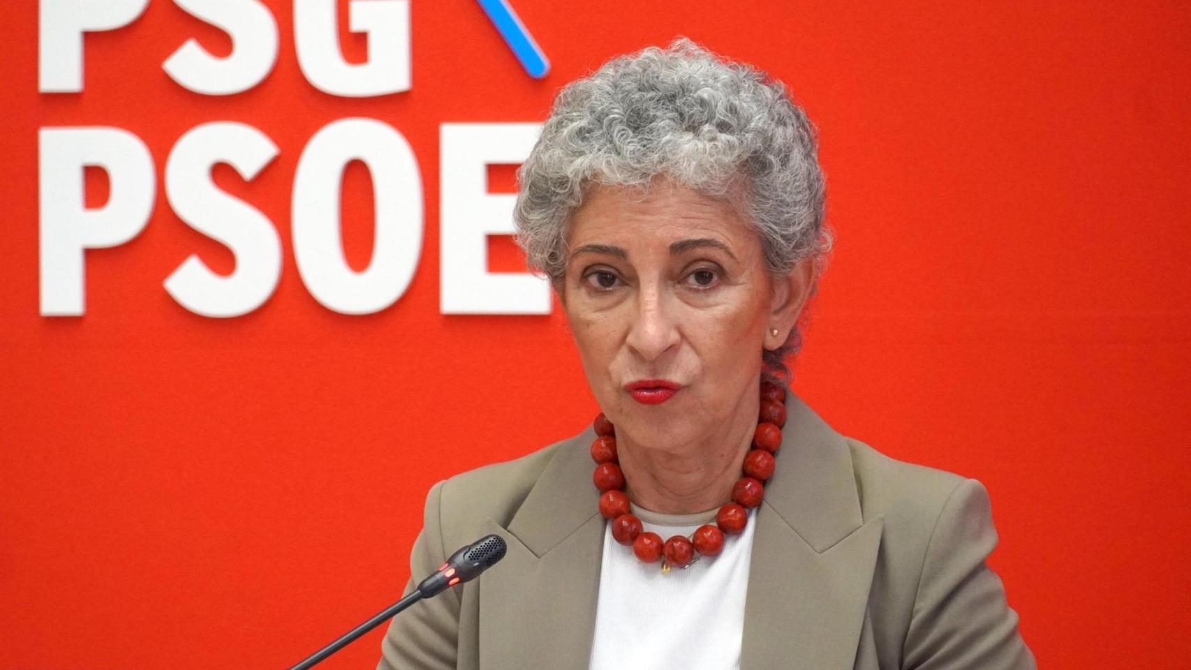 La diputada del PSdeG Silvia Longueira en rueda de prensa.