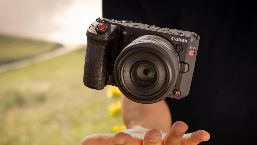 Canon EOS C50.