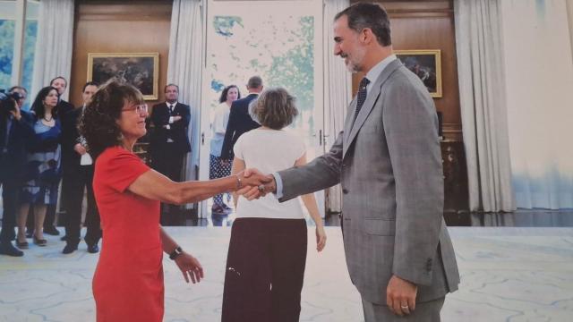 Ana Rivero, junto al rey Felipe VI en el Palacio de la Zarzuela.