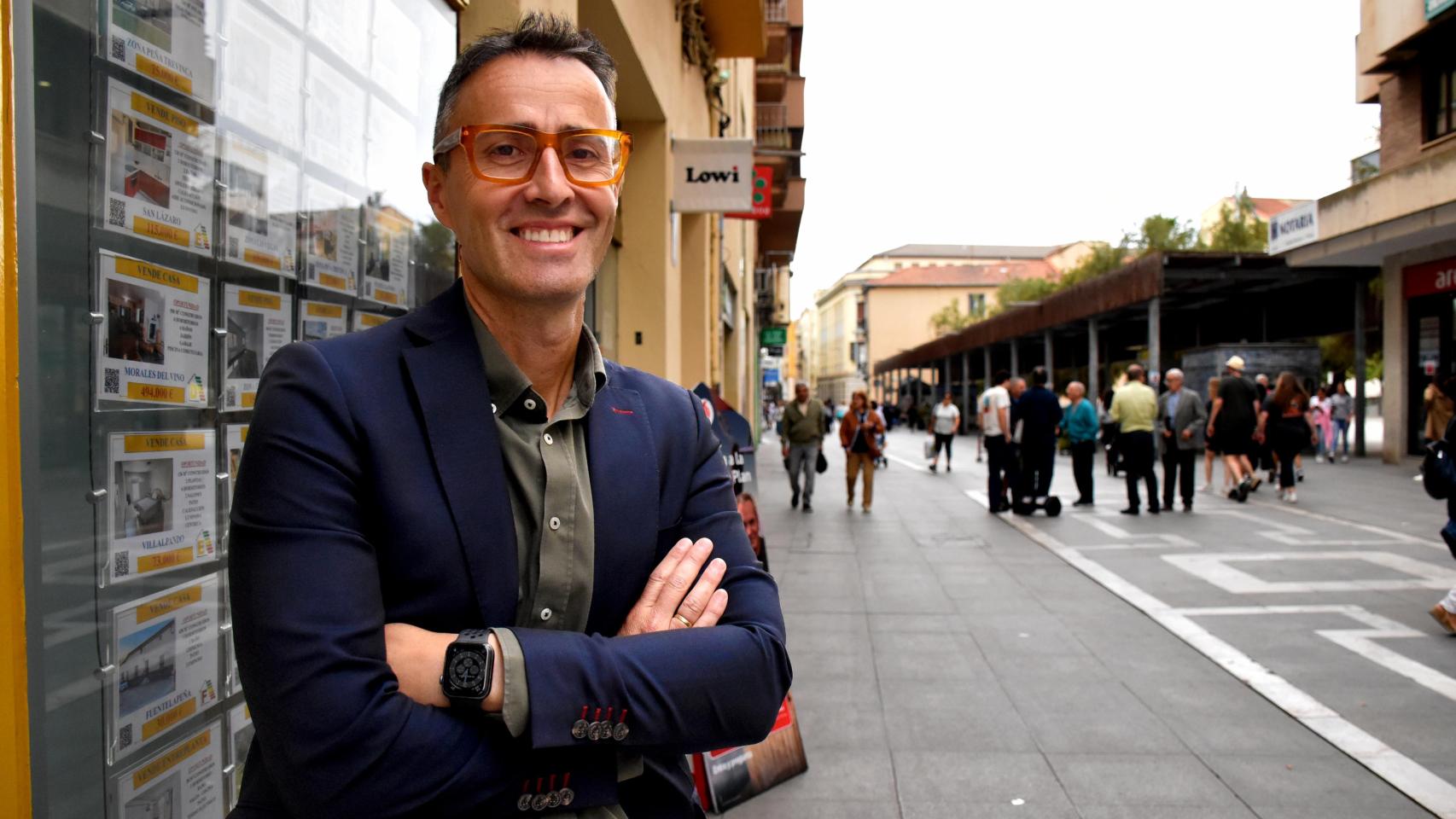 Raúl Zurrón, en la calle Santa Clara