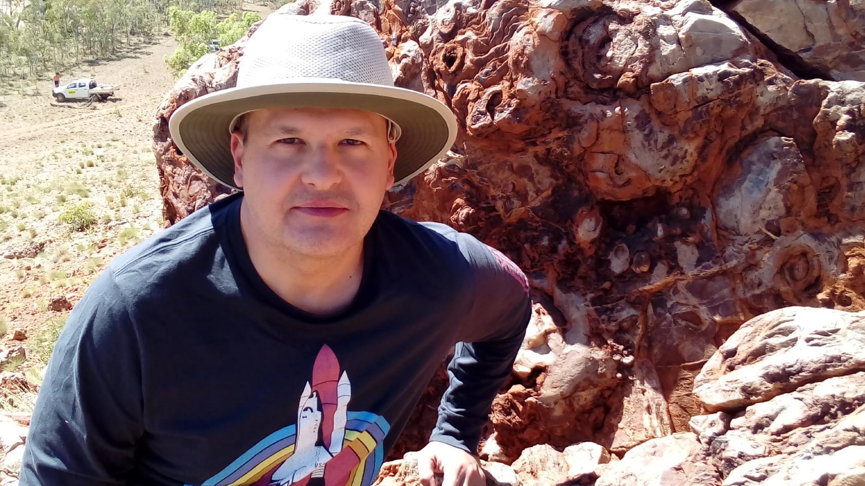 Alberto González Fairén en Pilbara, Australia.