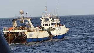 Cinco desaparecidos al hundirse en Mauritania un barco gallego-mauritano tras chocar con otro buque