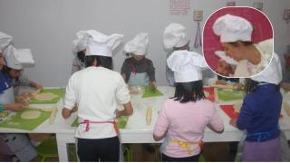 Lourdes enseña cocina a niños en Toledo: "Cuando lo hacen ellos, se comen un plato de lentejas y les entusiasma"