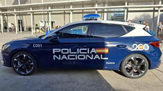 Tira al suelo y arrastra varios metros a una mujer para robarle el bolso en Valladolid