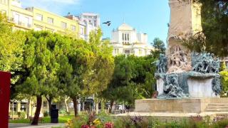 Pelea con machetes en pleno centro de Zaragoza: dos heridos graves con cortes en varias partes del cuerpo