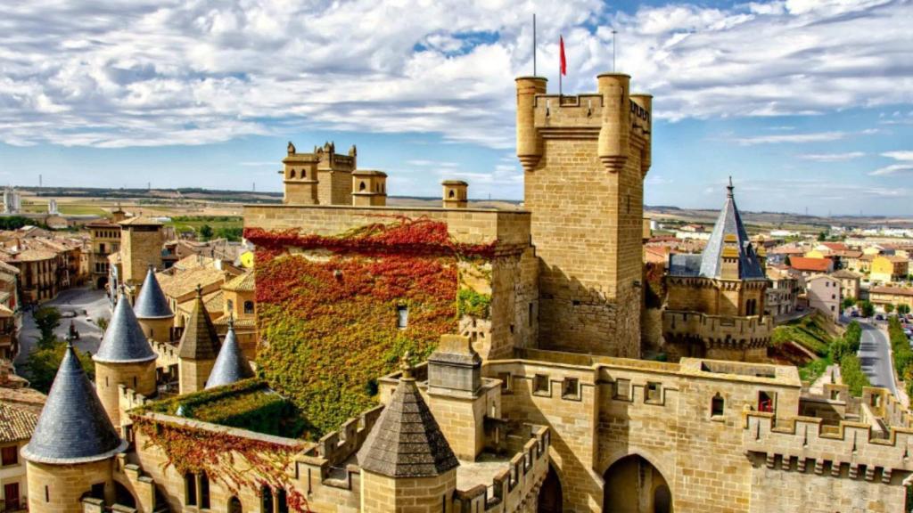 Este castillo está a 1 hora de Zaragoza y parece Hogwarts