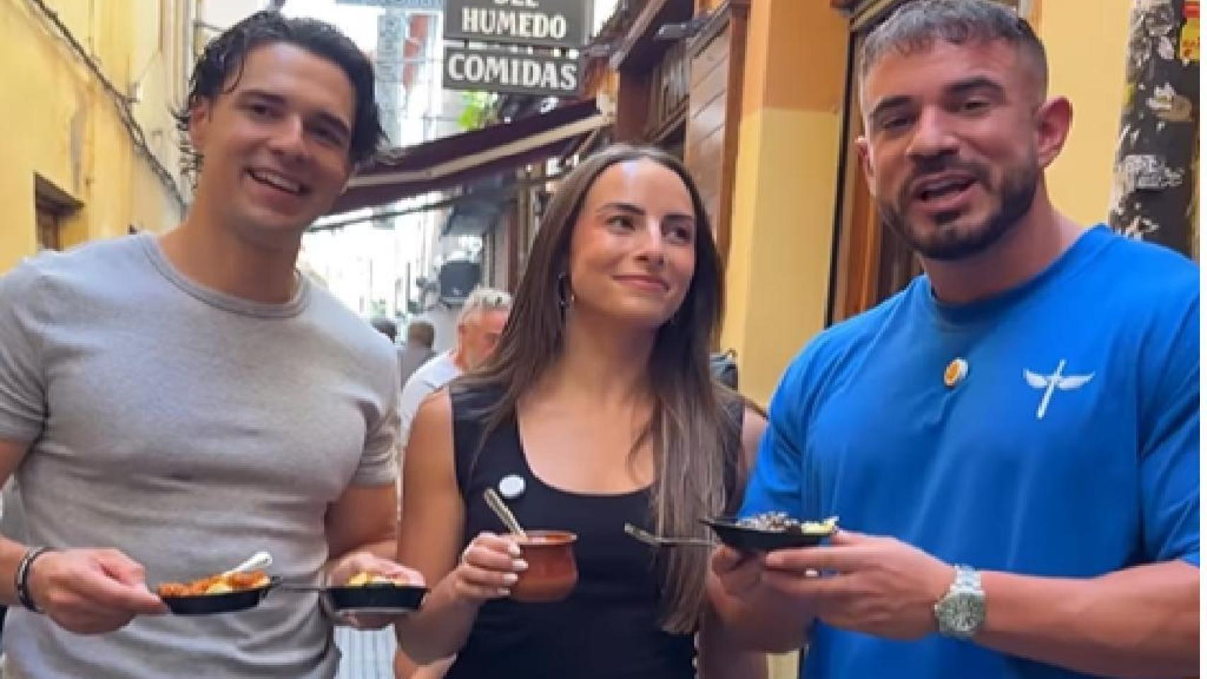 Álvaro y Ana, de 'León se come', junto a Cenando con Pablo en el Barrio Húmedo