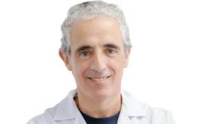 La cirugía robótica de Quirón Salud Torrevieja revoluciona el tratamiento del cáncer de próstata