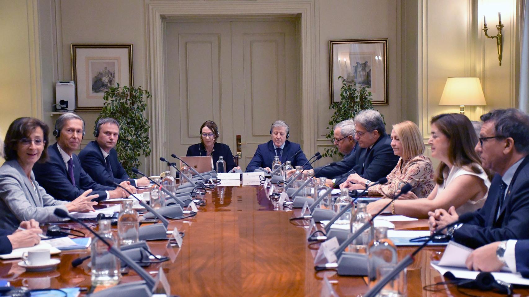 Reunión de los miembros de la Comisión de Venecia con vocales del Consejo General del Poder Judicial./