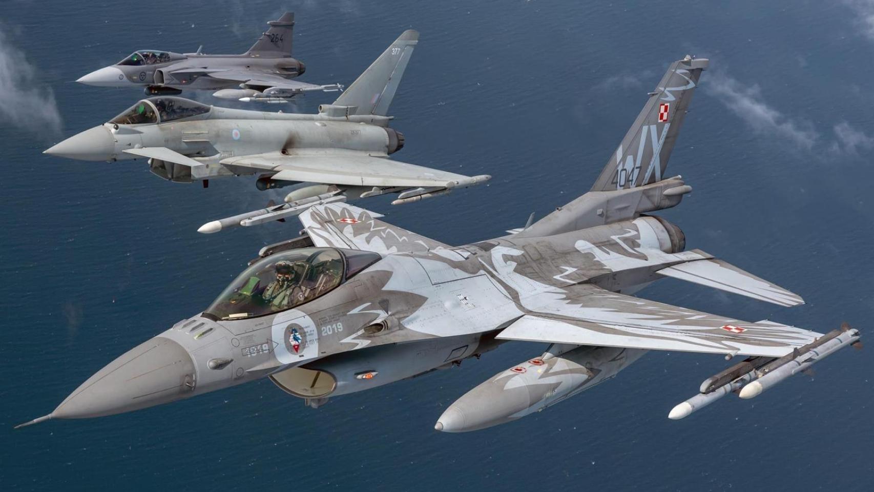 Cazas de la Fuerza Aérea de Reino Unido