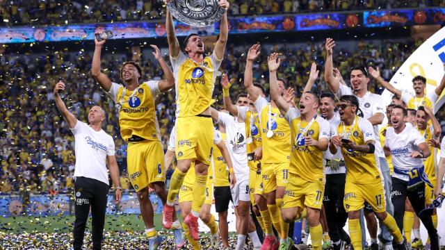 El Maccabi Tel-Aviv celebra el título de la liga israelí 2024/25