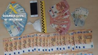 Detenido un conductor en Tomiño (Pontevedra) que llevaba 50 gramos de cocaína en su coche