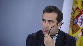 El Gobierno pide a Bruselas una prórroga para responder al expediente por la opa de BBVA