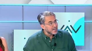 Máximo Huerta (54), periodista: "No tienen huevos de tocar al fan de fútbol, pero el de Eurovisión es más débil"