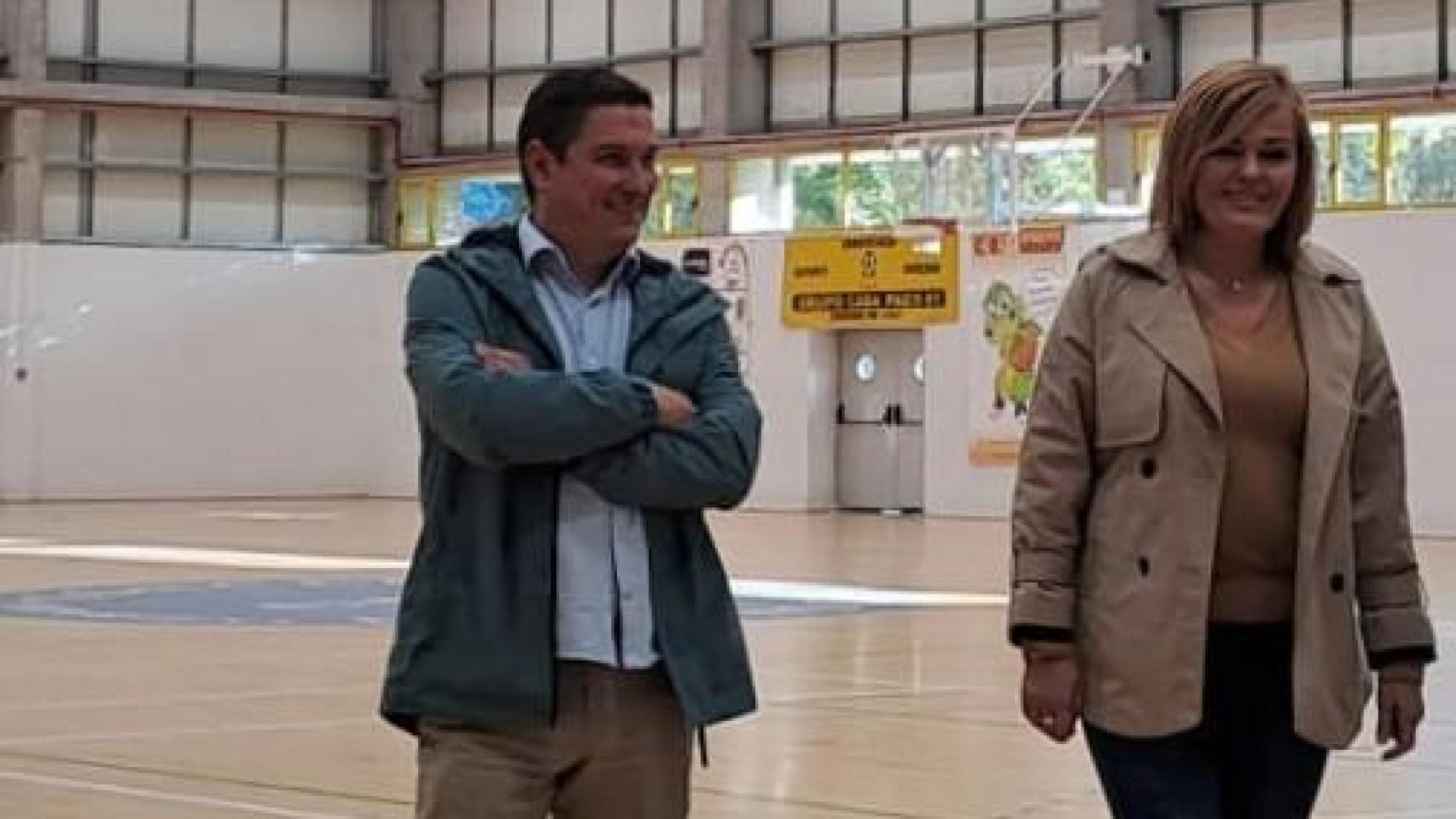 El concejal de Deportes de Redondela junta a la alcaldesa