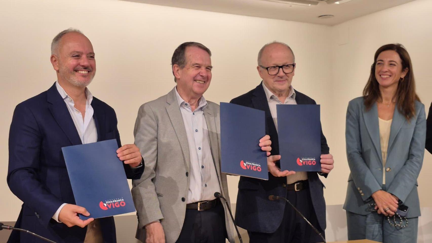 Firma de colaboración entre Zona Franca y la Fundación MARCO