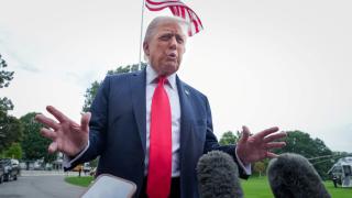 Donald Trump, antes de partir hacia una visita oficial a Reino Unido.