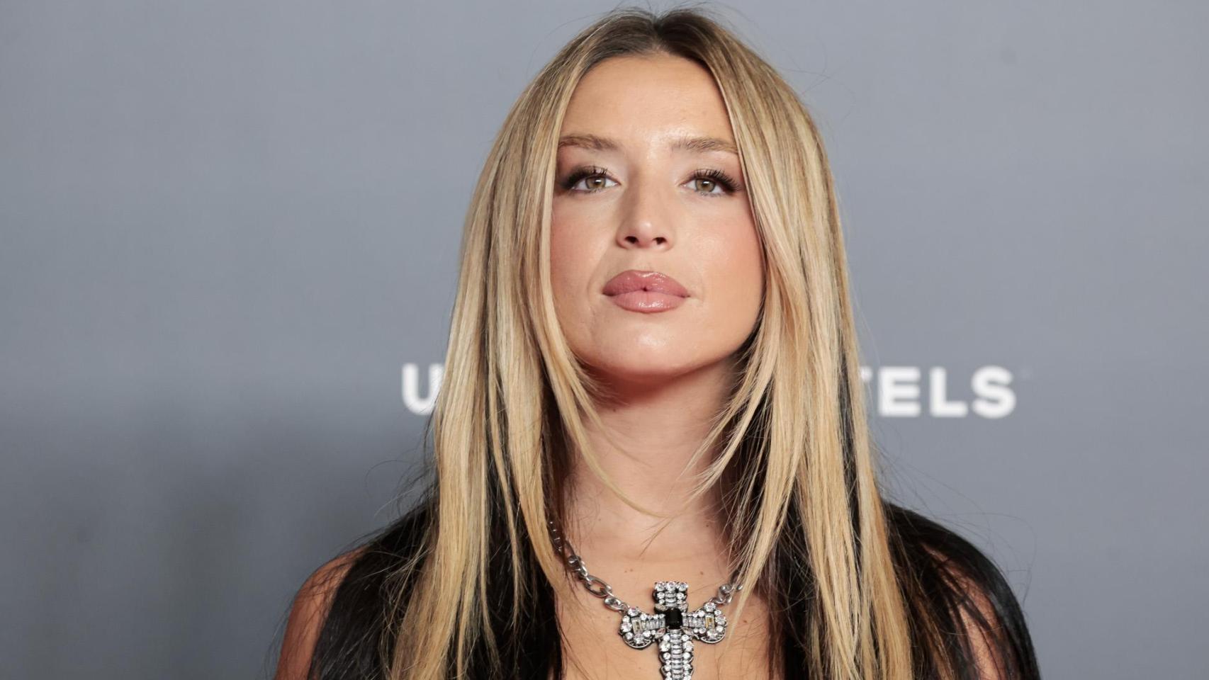 Lola Índigo en un photocall.