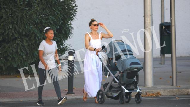 Amber Heard junto a sus mellizos.