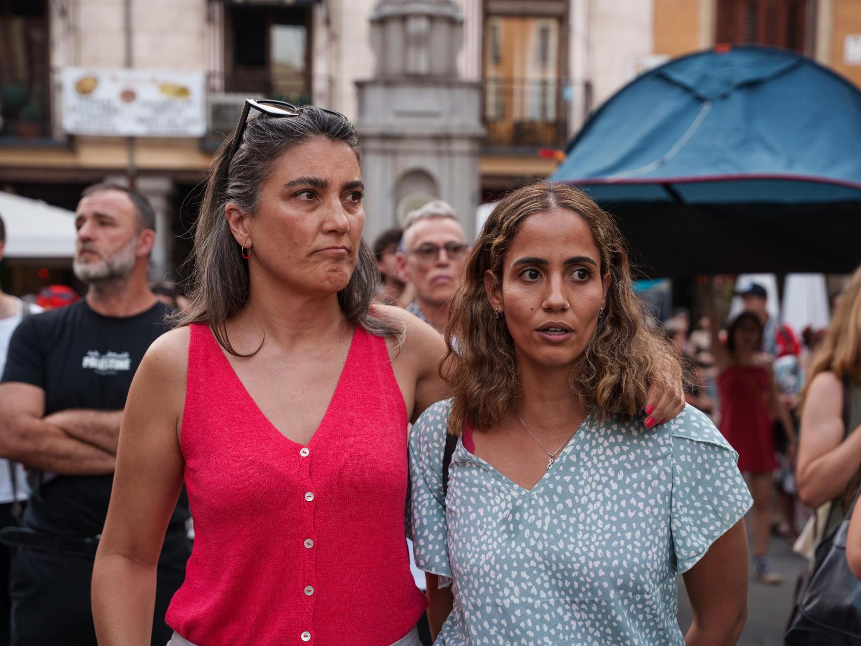 Ayuso niega la orden de retirar banderas de Palestina de los colegios por  la que Más Madrid la llama 'embajadora del genocidio'