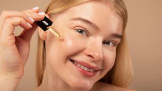 El secreto que muy poca gente sabe para que tu rutina de skincare sea más efectiva (y cuesta menos de 15€)